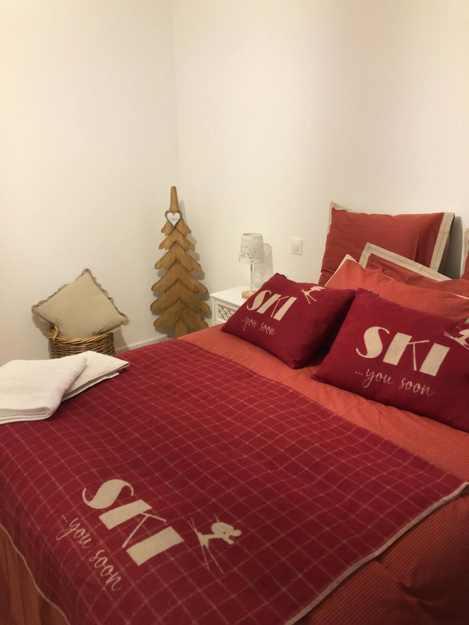 Appartement Aux Pieds Des Pistes De Ski Laveissière Esterno foto